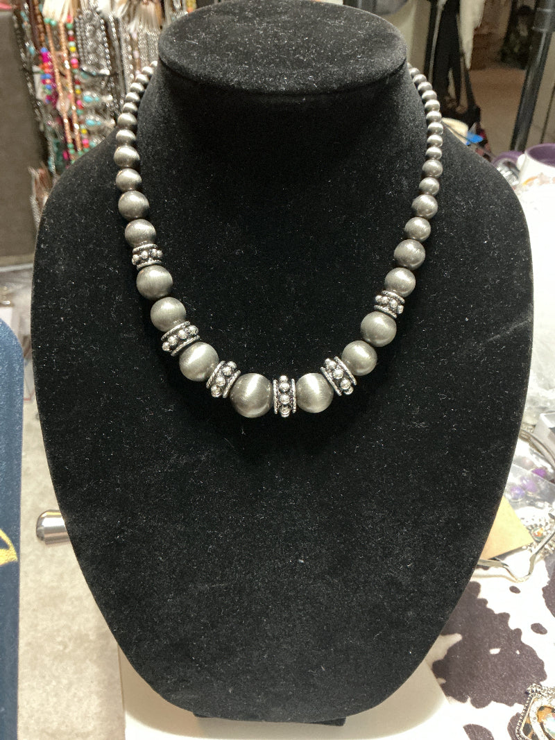 Navajo inspired Pearl necklace CedarHill Country Market