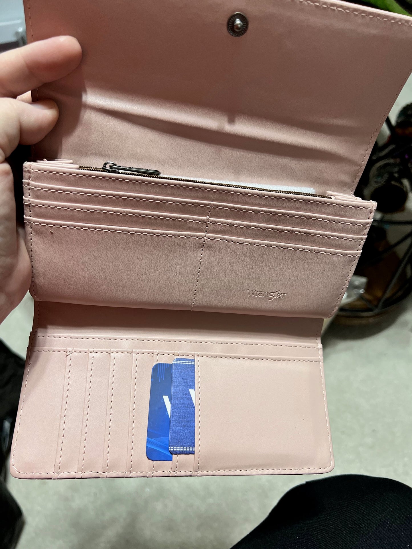 Wrangler Pale Pink Wallet Cedar Hill Country Market