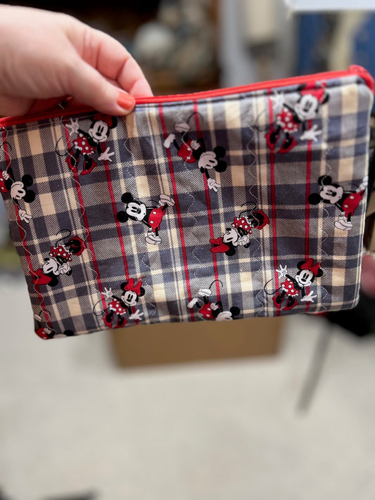 Mickey and Minnie Zipper Make Up Bag Cedar Hill Country Market