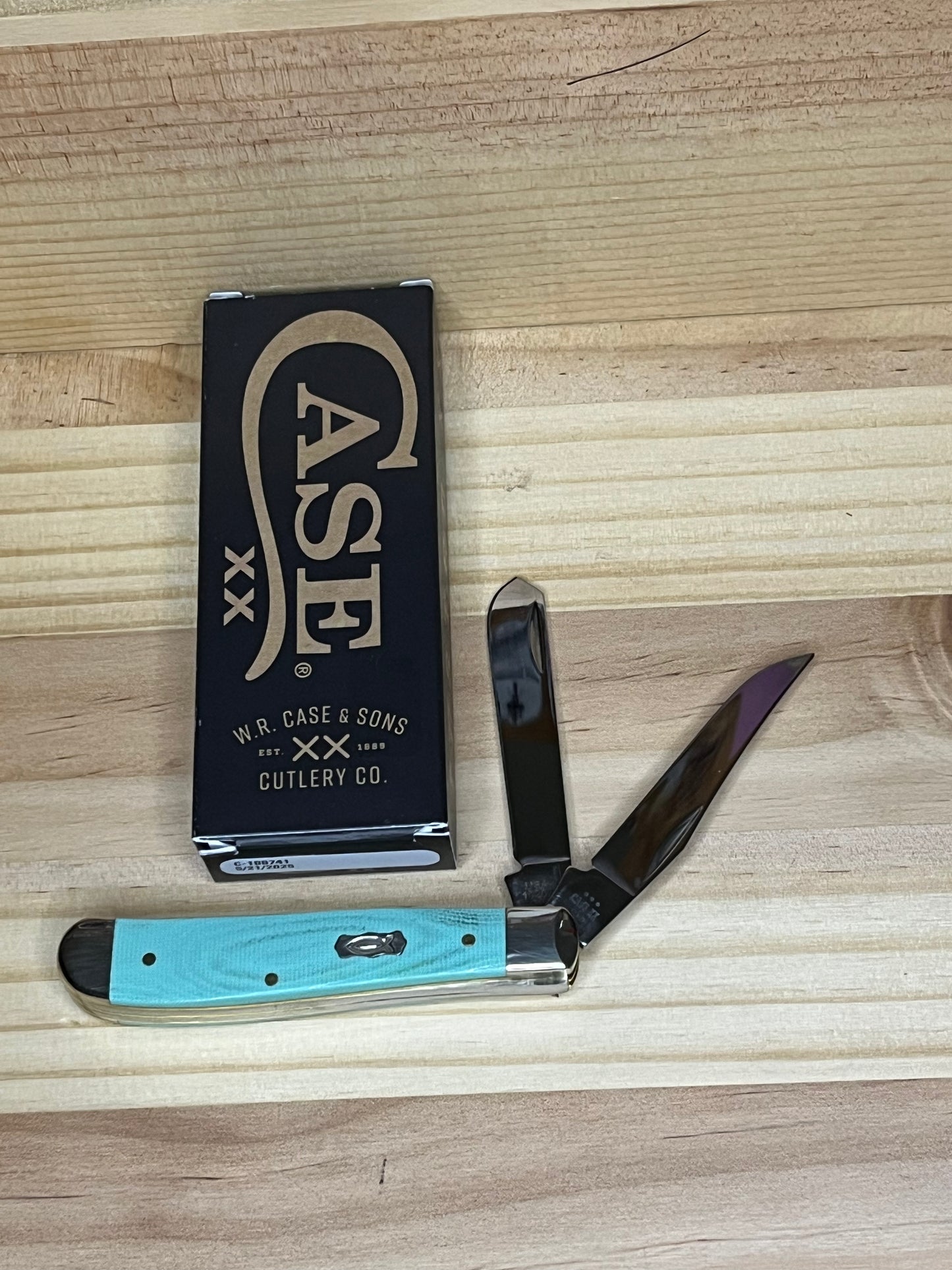 Case Seafoam Green G10 Smooth Mini Trapper Pocket Knife (CA18100) 7168 CedarHill Country Market