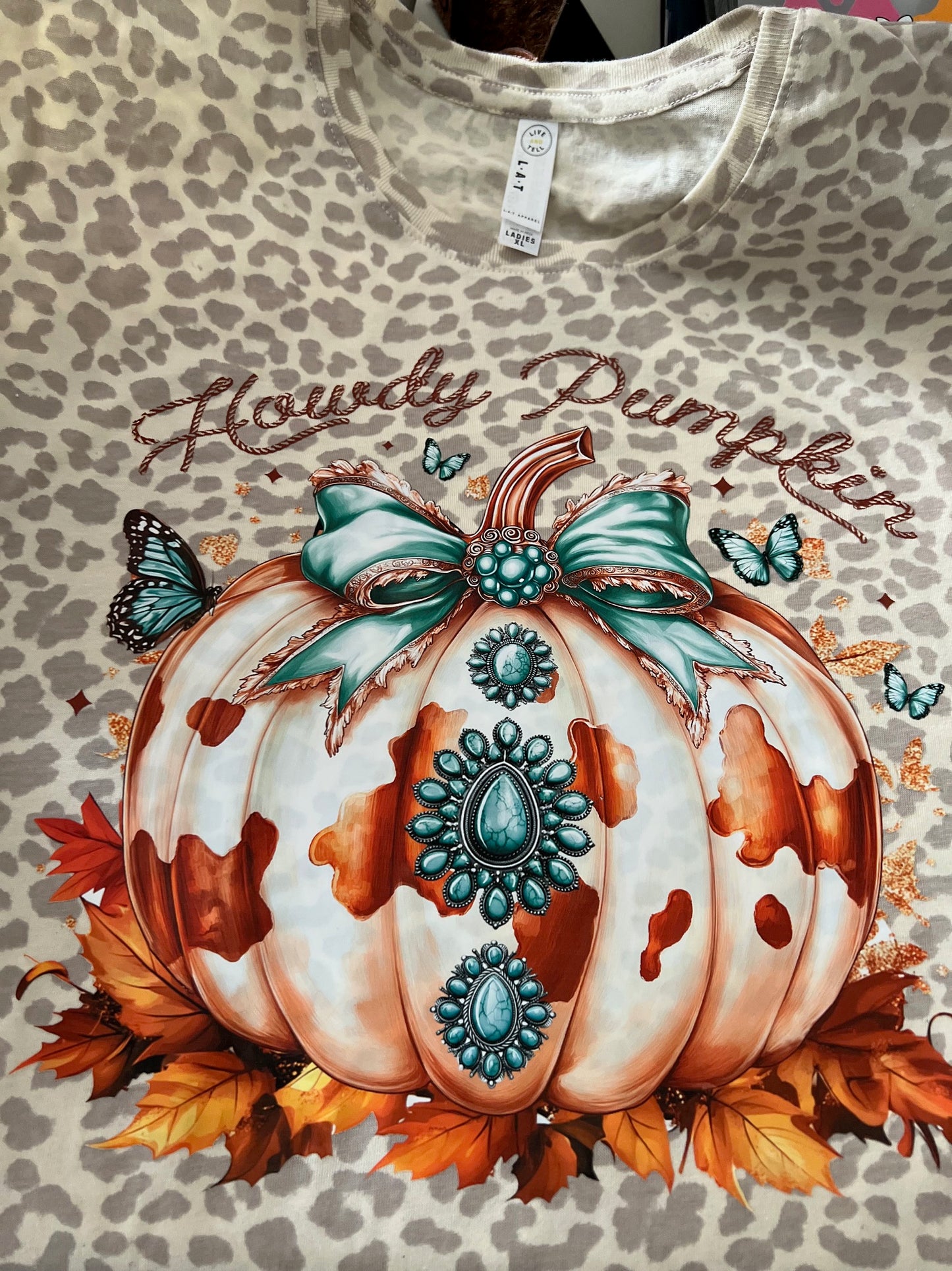 Hello Pumpkin Leopard T-Shirt Cedar Hill Country Market