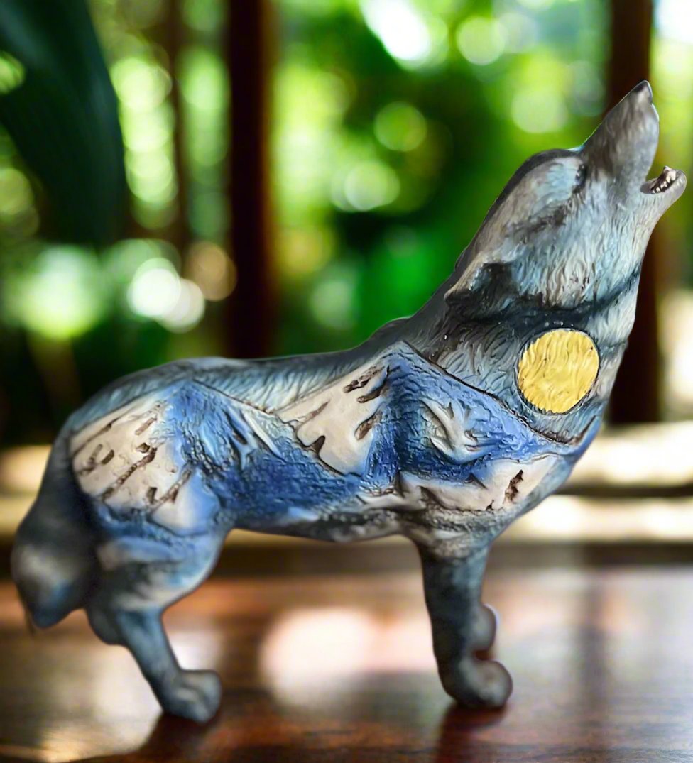 Spirit Wolf Statue 6.5 Inch - Multi CedarHill Country Market