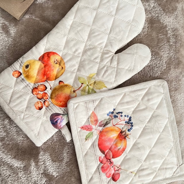 Elderberry and Pomegranate Off White Shabby Chic Oven Mit Set Cedar Hill Country Market