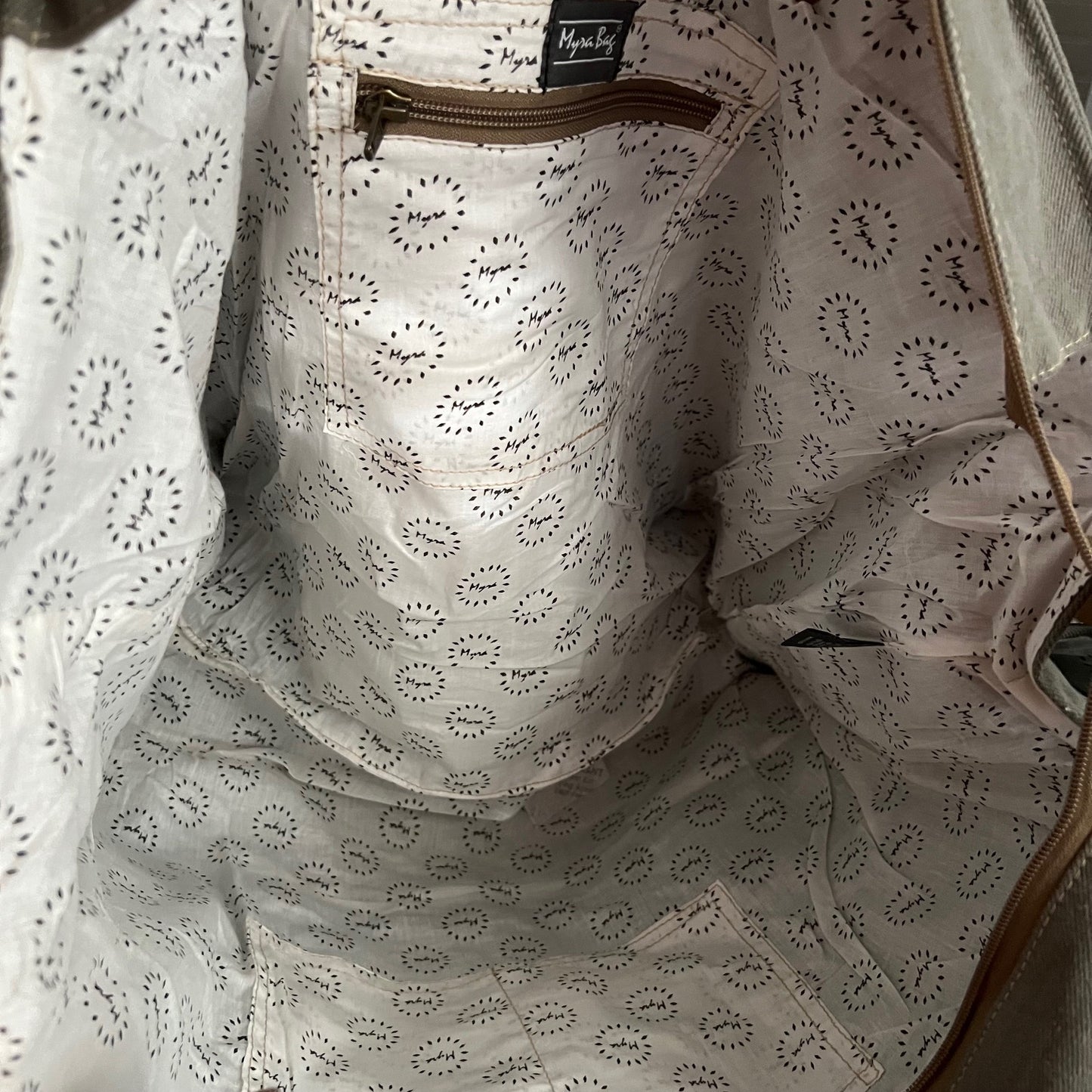 Cloud Arrow Weekender Bag