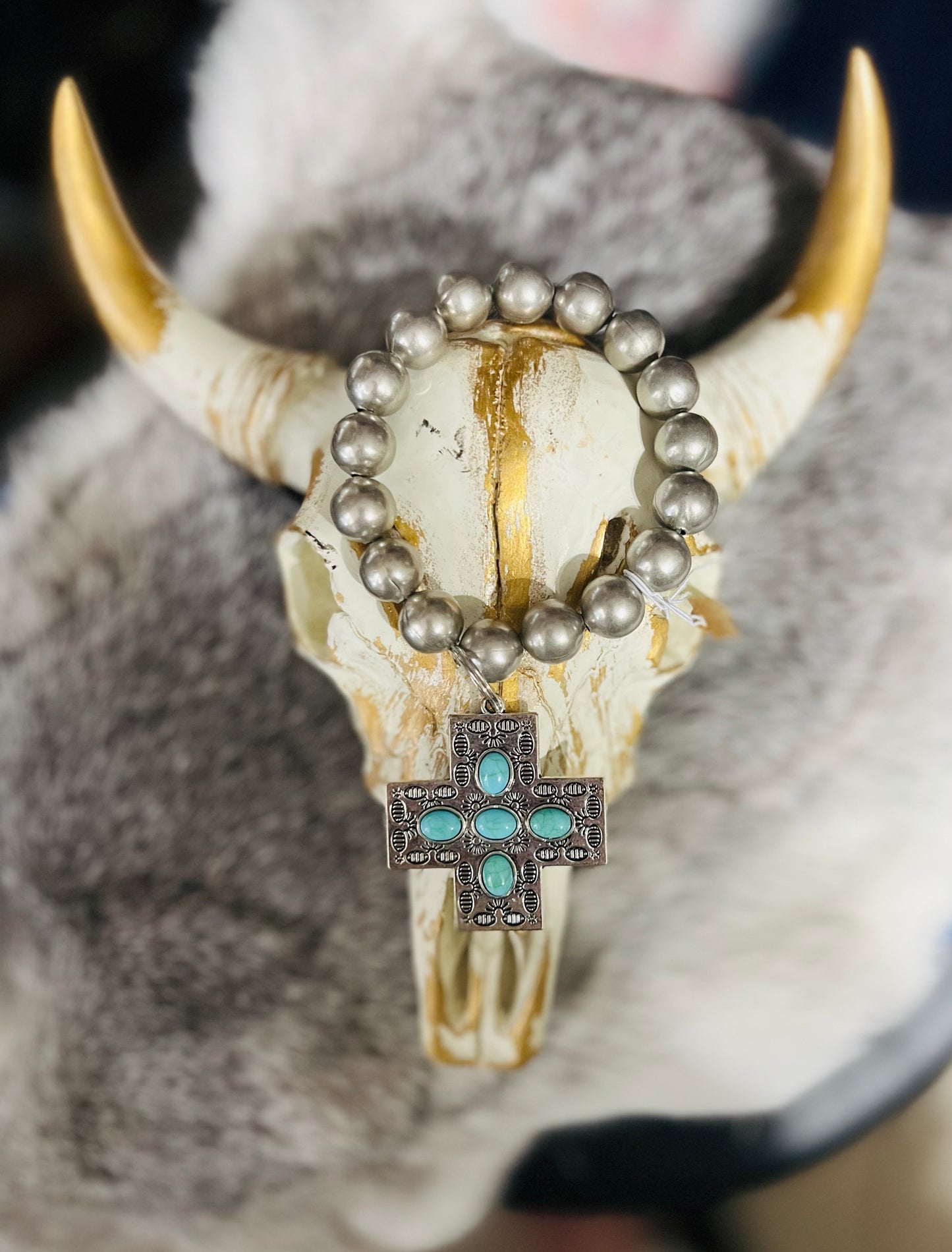 Native Cross Fashion Silver Stretch Bracelet