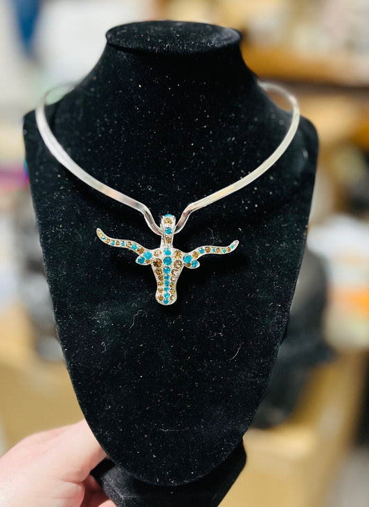 Longhorn Fashion Bead Pendant with Magnetic Clasp 0345