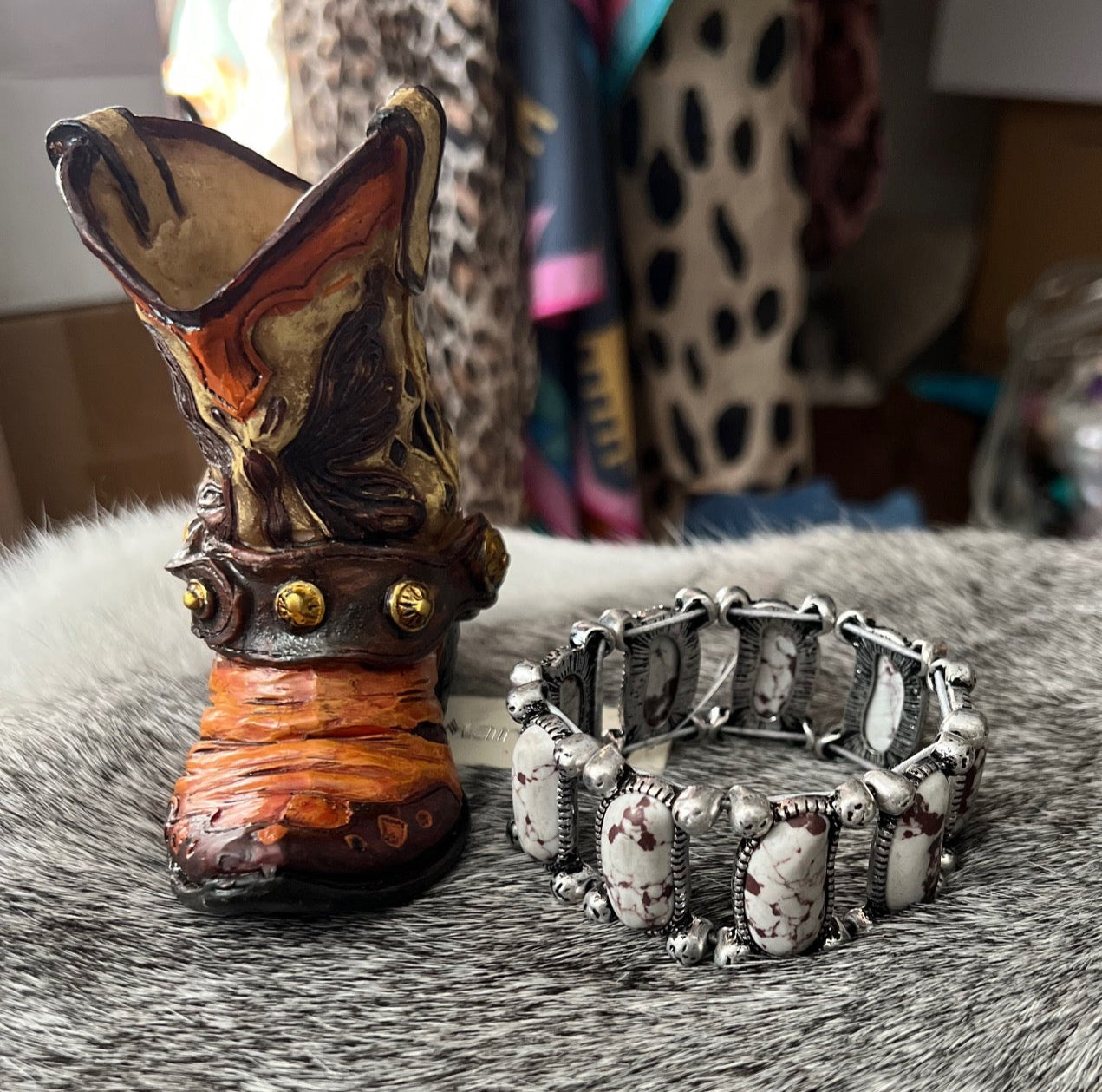 Runway Cowgirl Oval Stretch Bracelet - Multi