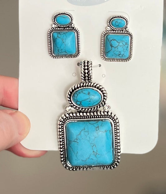 Cobisian Fashion Turquoise and Silver Pendant and Earrings 0322