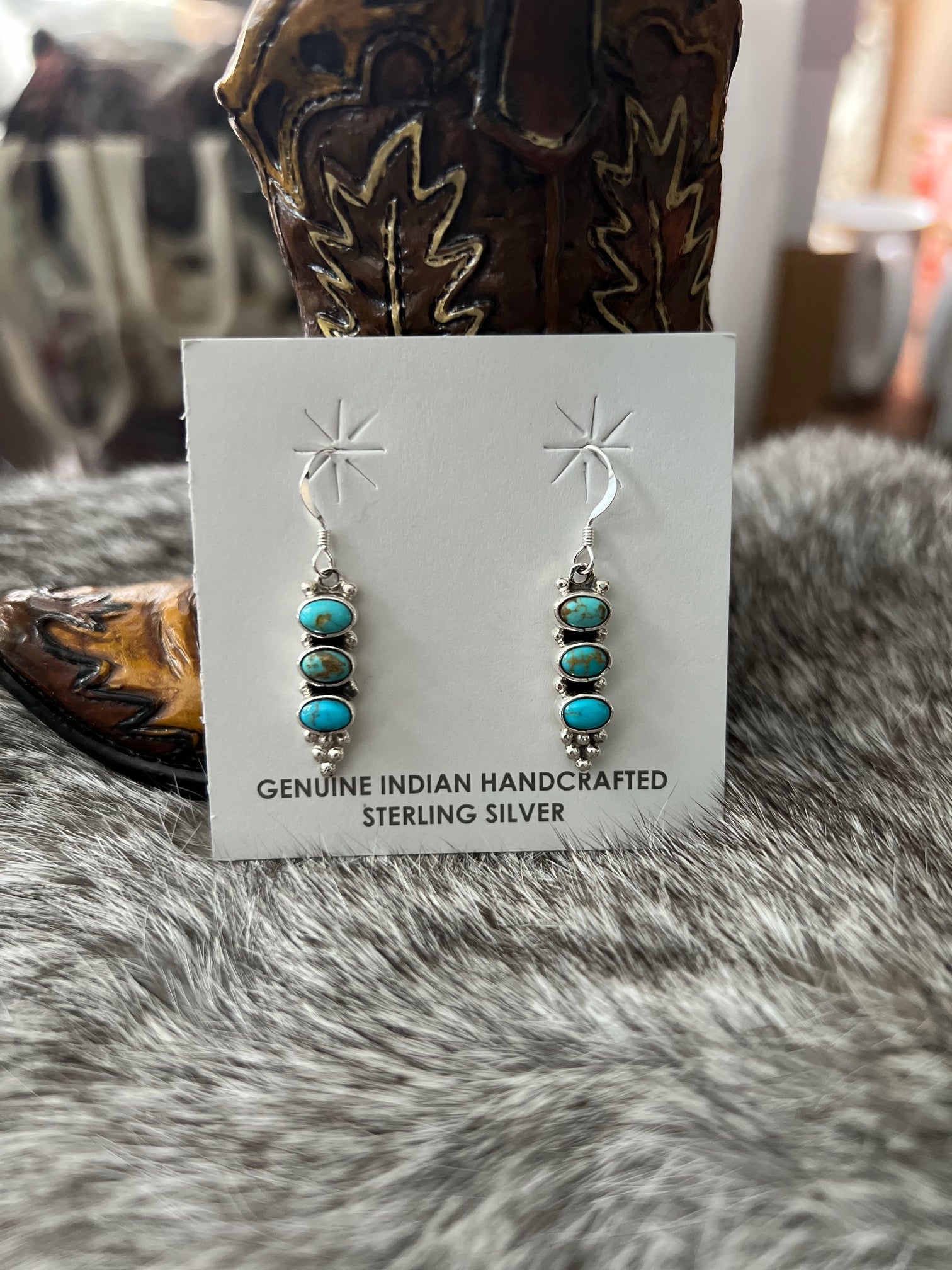 Artist: Gary Shorty Navajo Handmade SS Kingman Trio Turquoise Earrings Cedar Hill Country Market