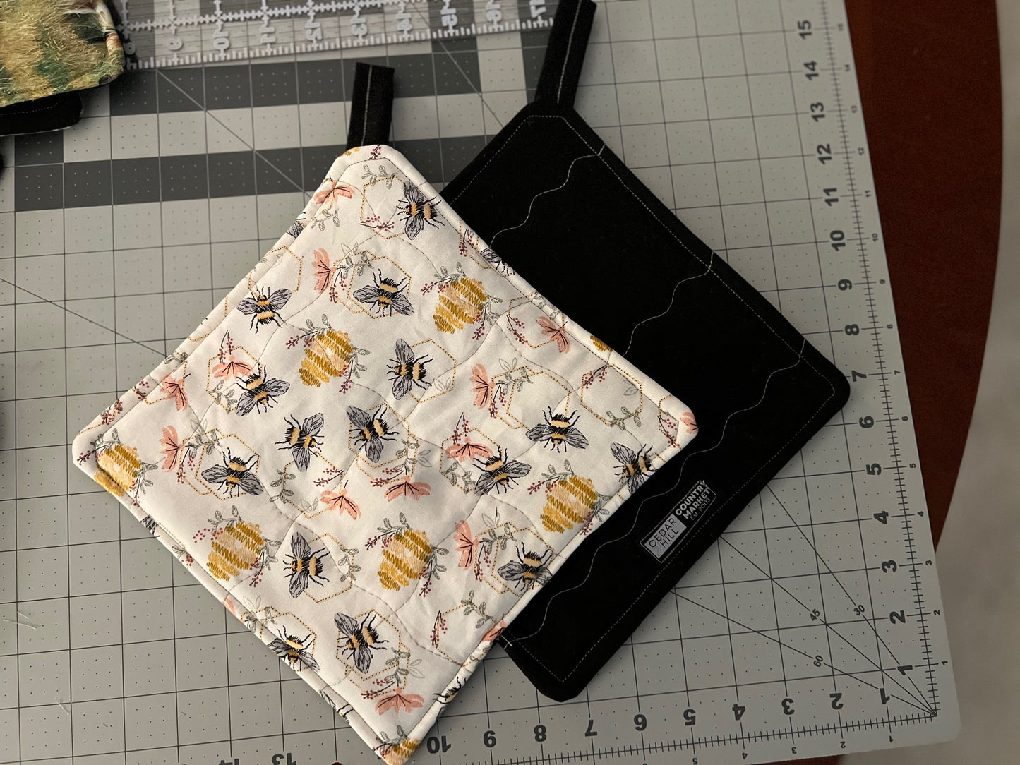 Beehives and Bees Pot Holders/Trivets with Loop Cedar Hill Country Market