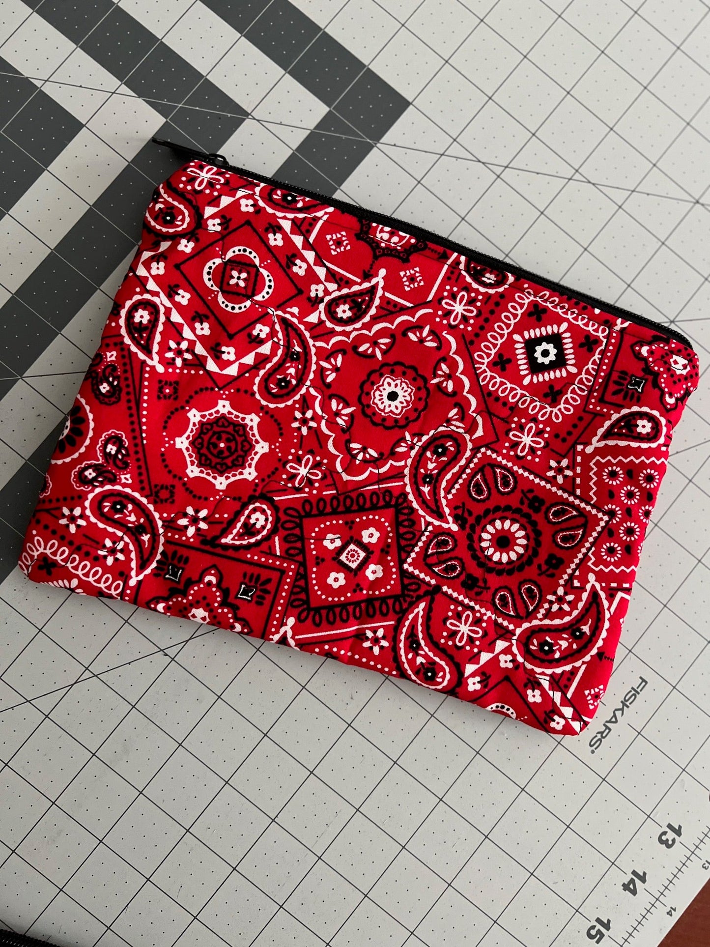 Red Bandana Zipper Make Up Bag Cedar Hill Country Market