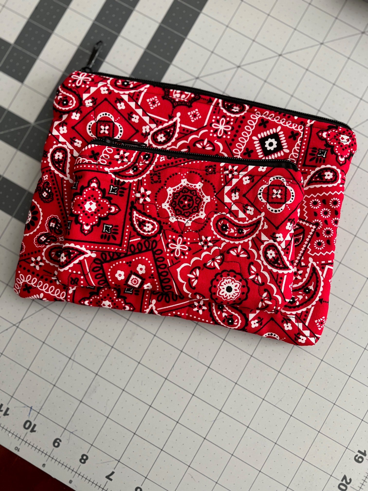 Red Bandana Zipper Make Up Bag Cedar Hill Country Market
