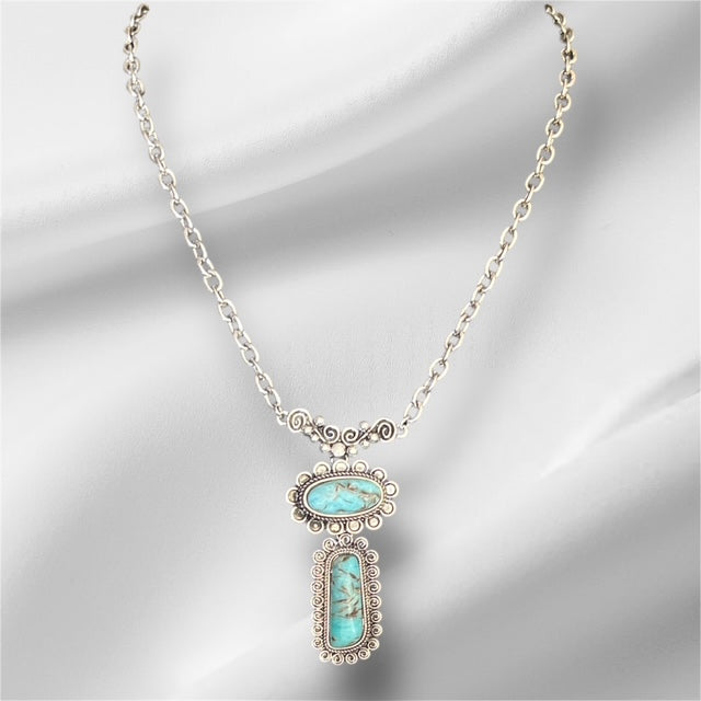 Fashion Turquoise and Silver Necklace 0698 CedarHill Country Market