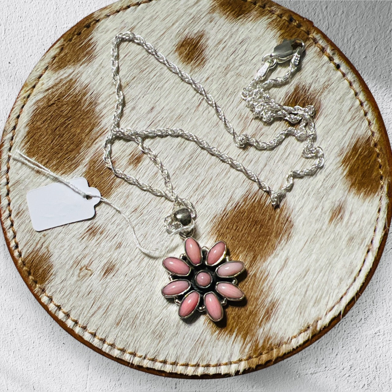 Genuine Pink Conch Sterling Silver Daisy with SS 18" Chain