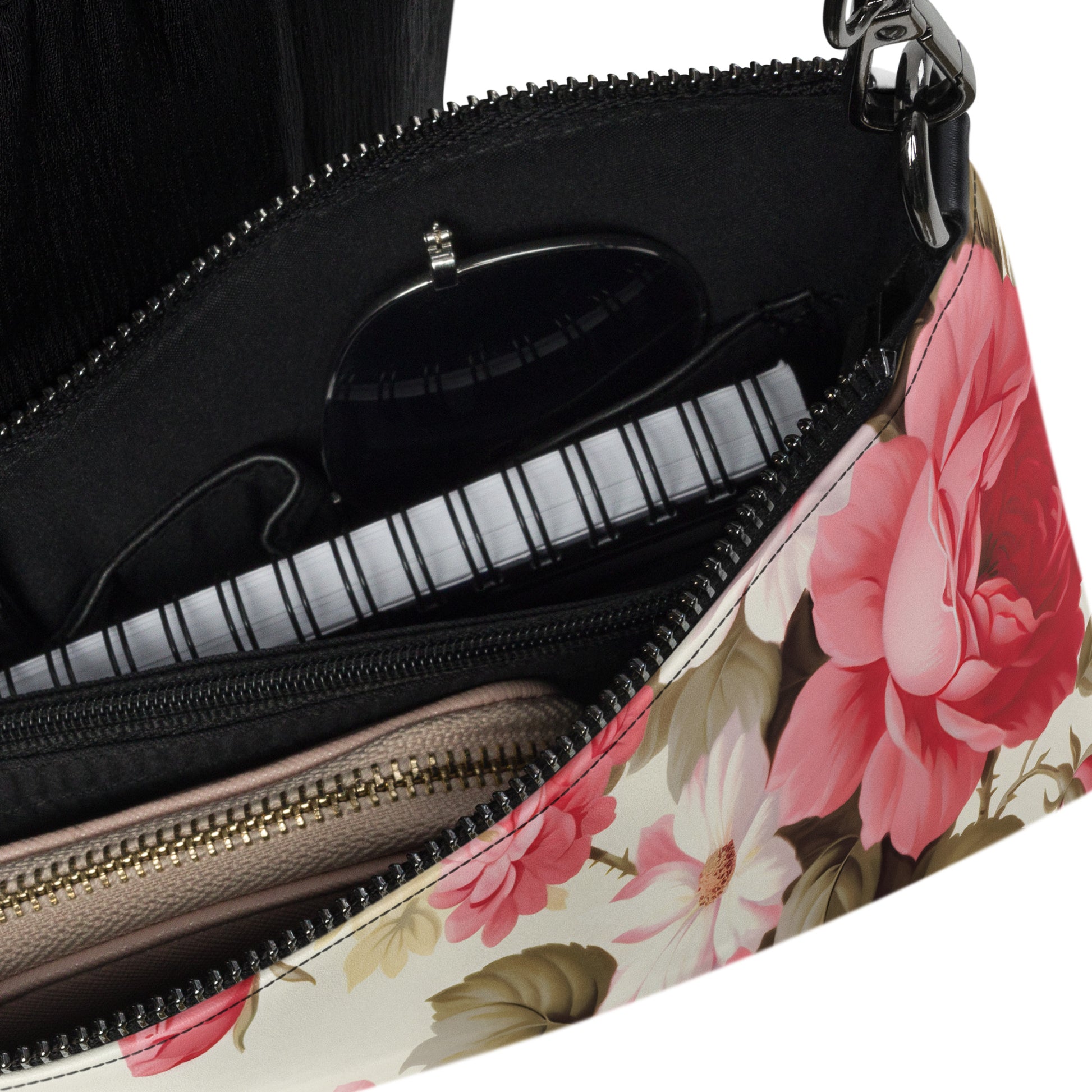 Bed of Roses Crossbody bag CedarHill Country Market