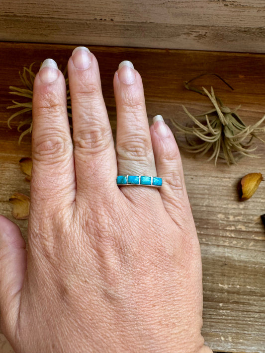 Sterling Silver Kingman Turquoise Band-Style Ring – Size 8 The Bijoux FAB Jewelry