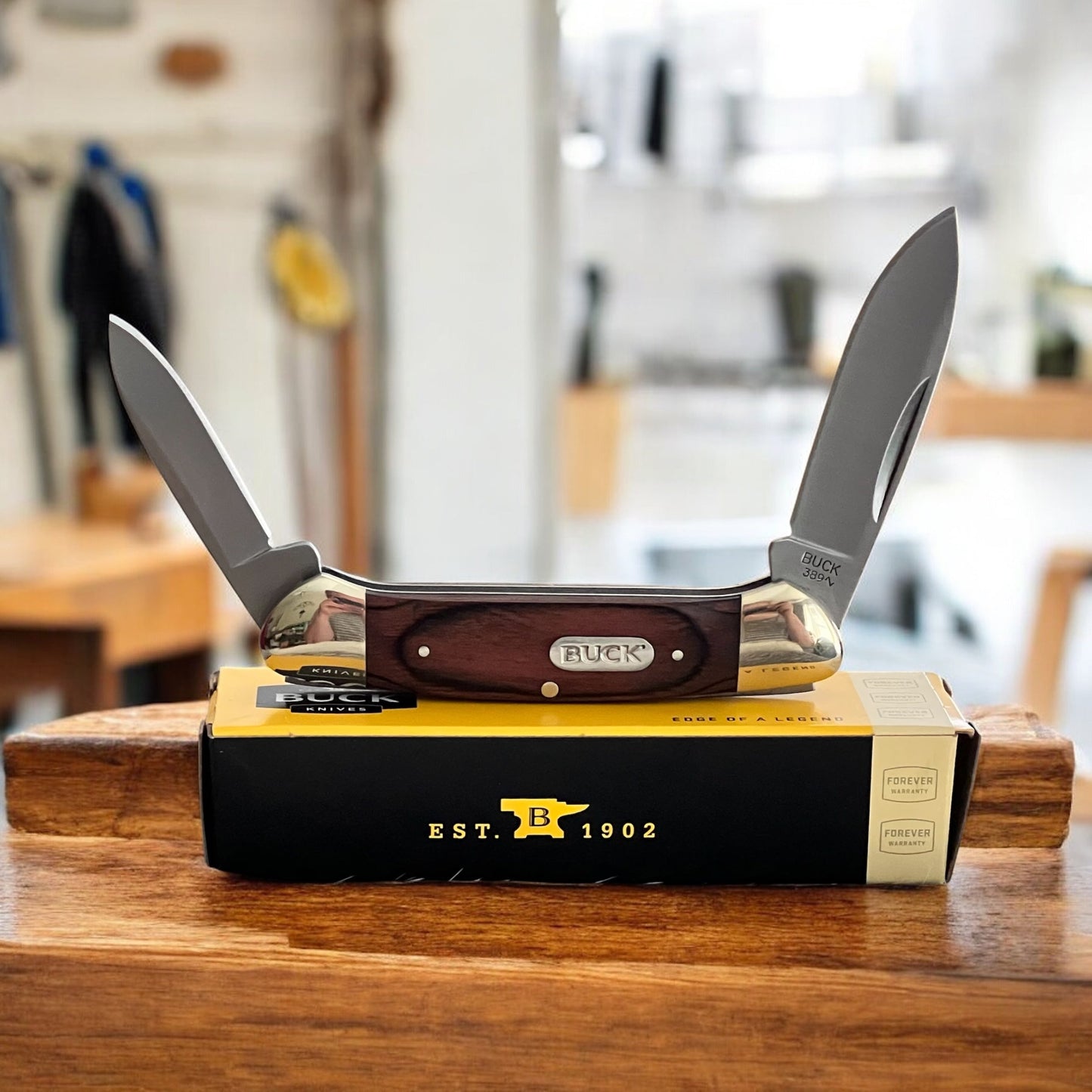 Buck Knife 300 Series "Canoe" Pocket Knife 6003 CedarHill Country Market