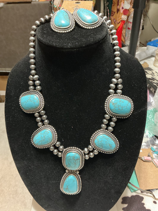 Navajo inspired statement, pearl necklace set CedarHill Country Market