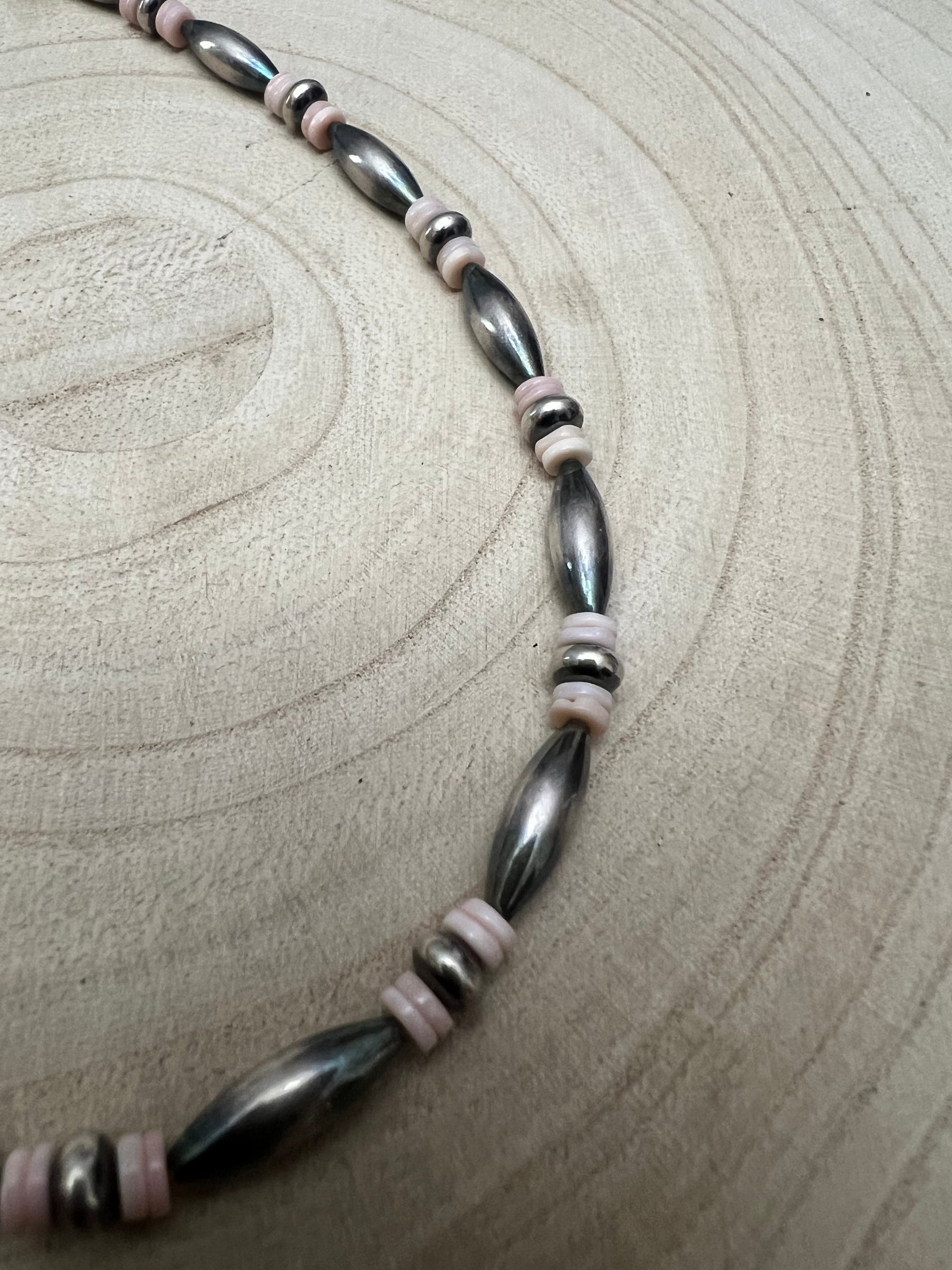 Torpedo choker Sterling Silver Pearls and pink conch Cowhide and Conchos