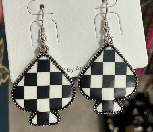 Black and white checkered Spade Earrings 0773 CedarHill Country Market