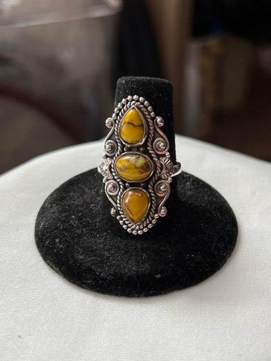 Genuine Honey Dalia 3 Stone Ring Size 7 No 607 Cedar Hill Country Market