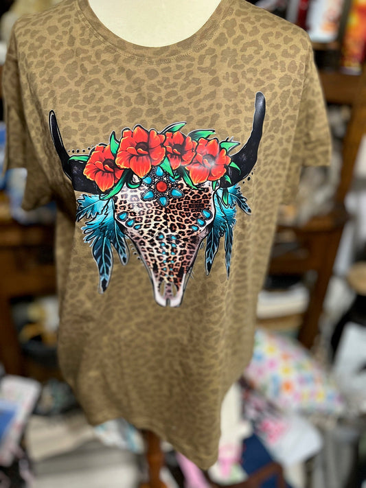 Western Themed Bull Skull & Roses TShirt Cedar Hill Country Market