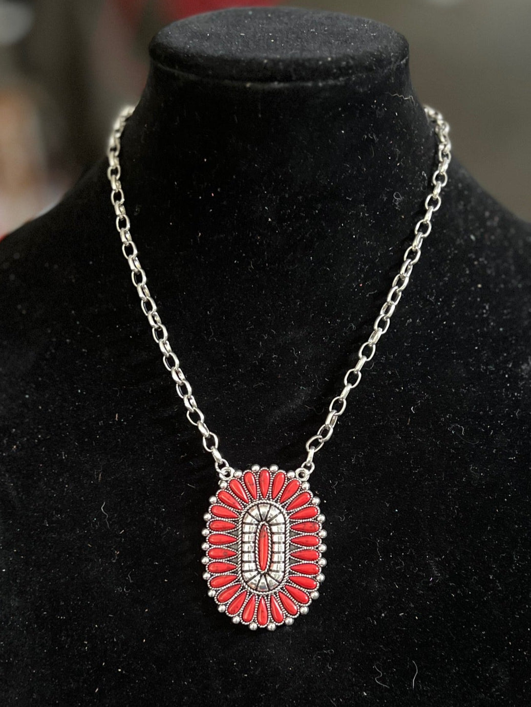 Tribal Oval Coral Inspired Native Necklace 0714 CedarHill Country Market