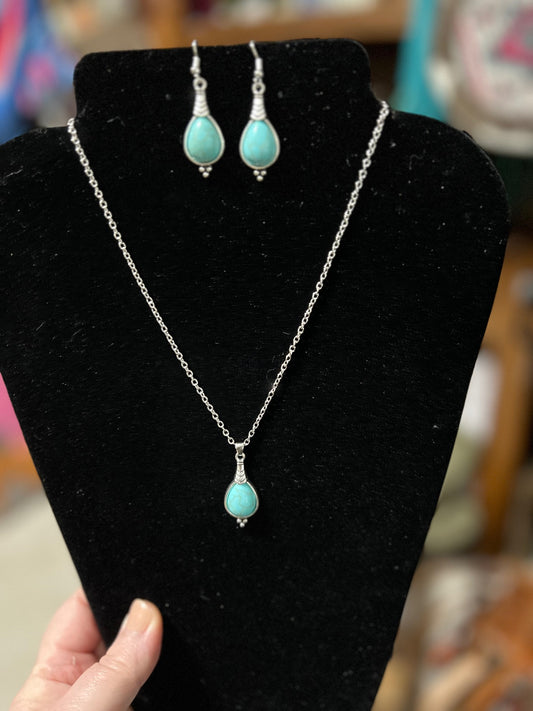 Beautiful Turquoise Necklace and Earring Set CedarHill Country Market