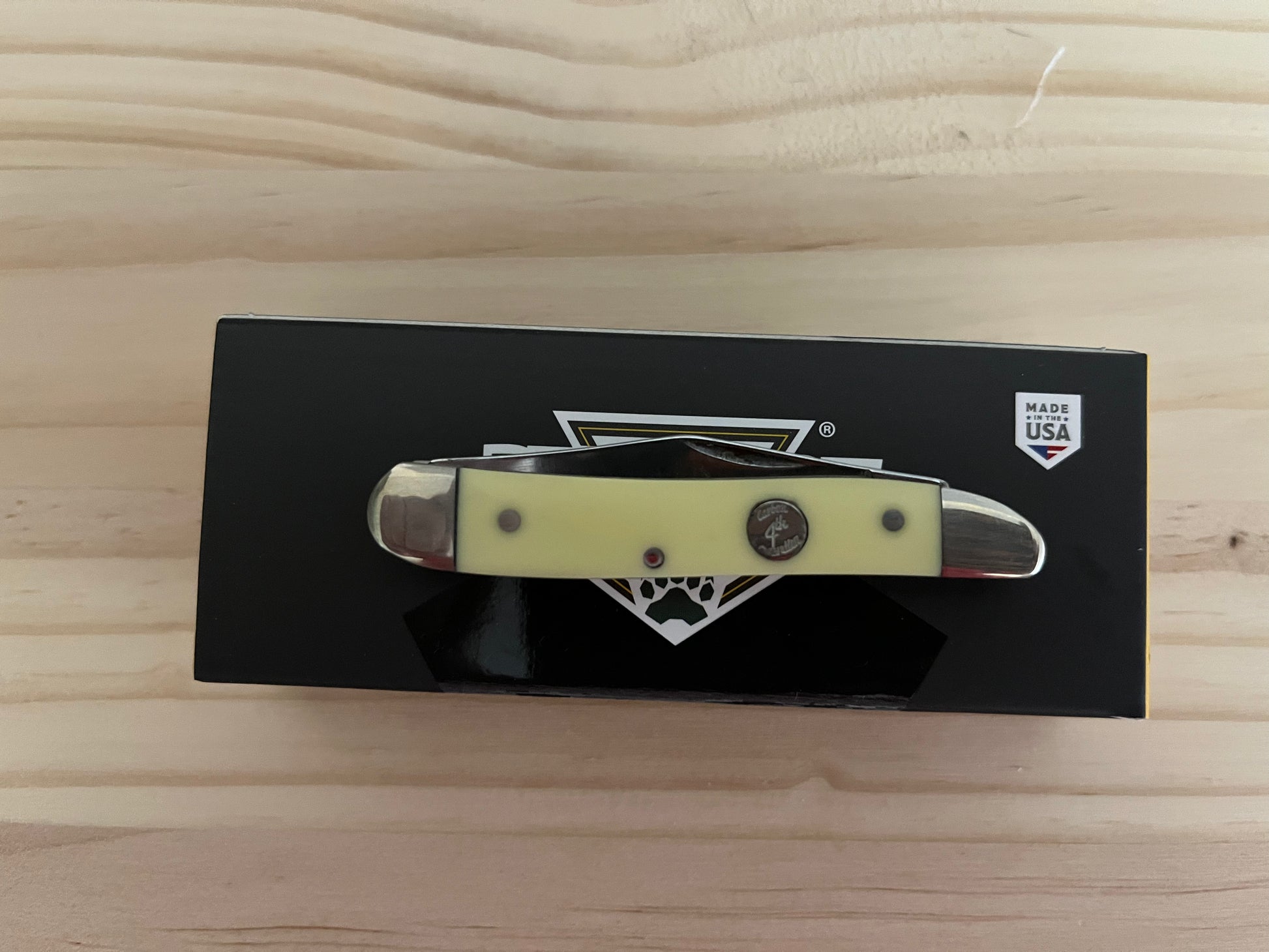 Bear & Son "PEANUT" Yellow smooth Delrin handle Pocket Knife 6000 CedarHill Country Market
