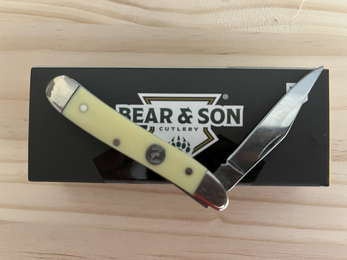 Bear & Son "PEANUT" Yellow smooth Delrin handle Pocket Knife 6000 CedarHill Country Market