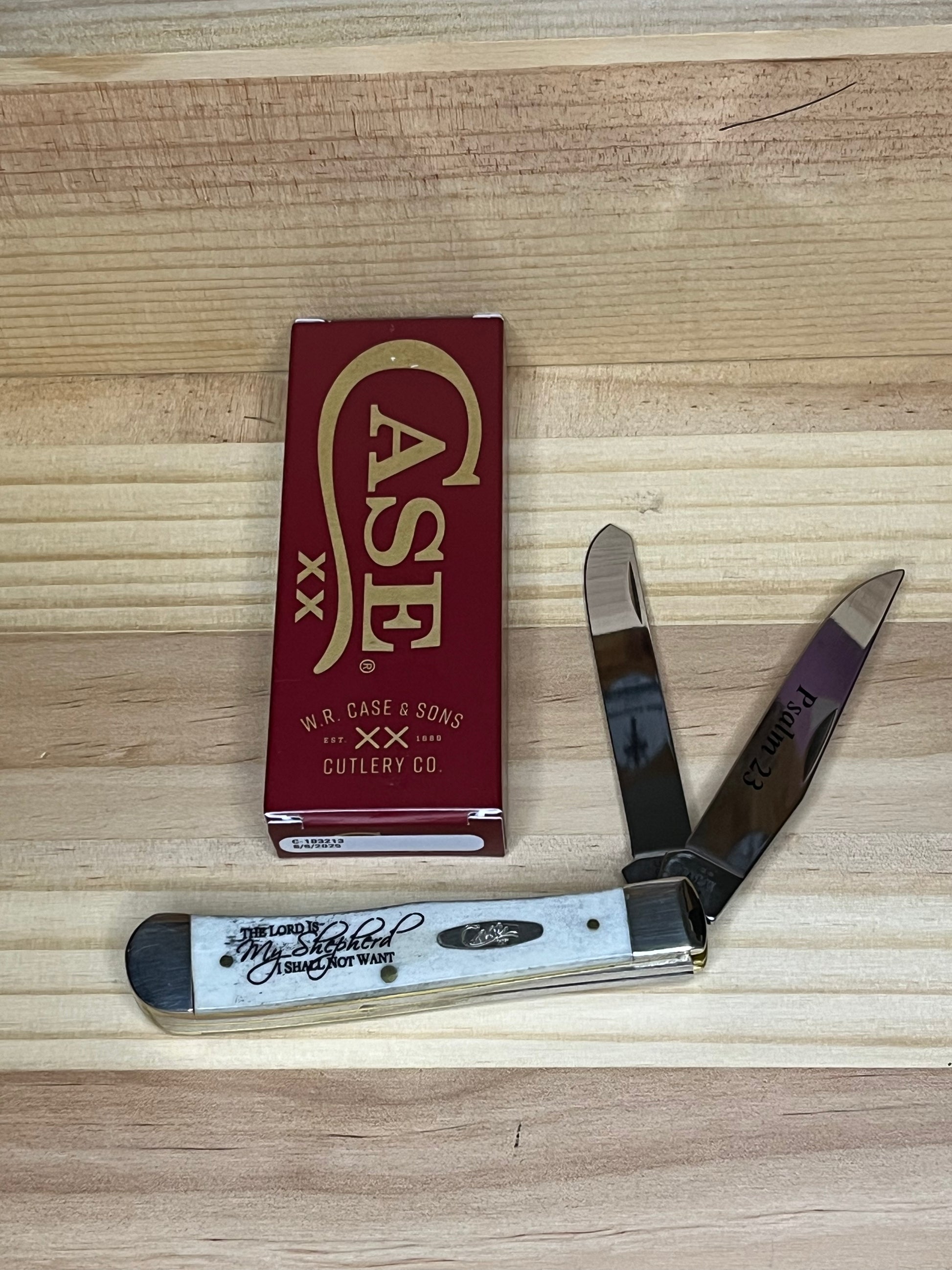 Case Religious Natural Bone Smooth Trapper, Psalm 23 Pocket Knife (CA08795) 7043 CedarHill Country Market