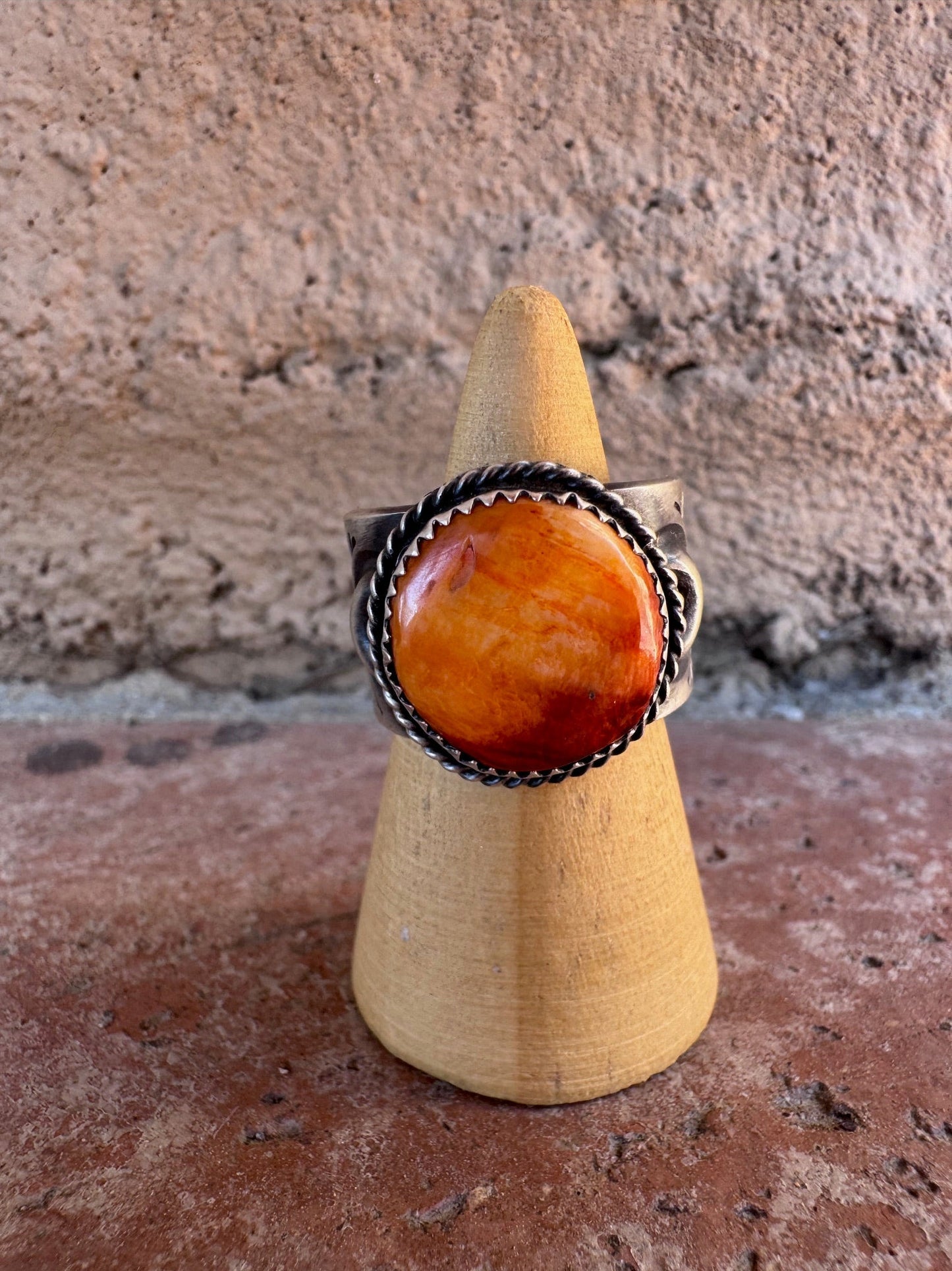 Handcrafted Sterling Silver And Orange Spiny Round Ring Size 8 Nizhoni Traders LLC