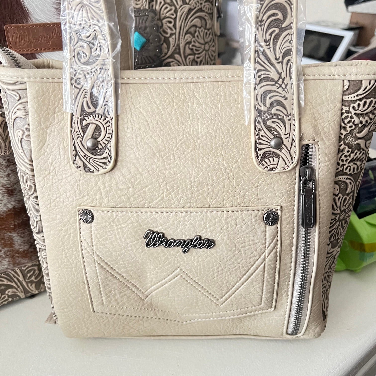 Wrangler Hair-On Cowhide Vintage Floral Concealed Carry Tote/Crossbody handbag and Coin Cedar Hill Country Market