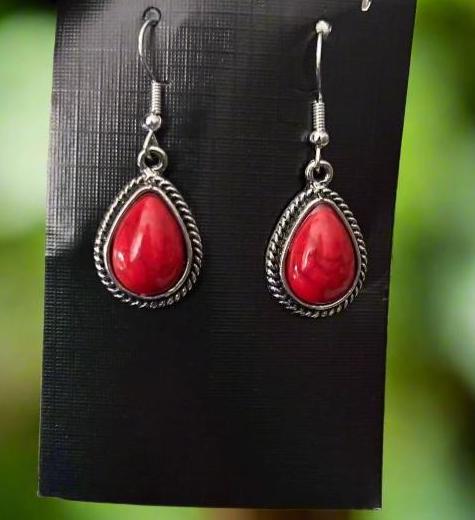 Teardrop Dangle Earrings CedarHill Country Market