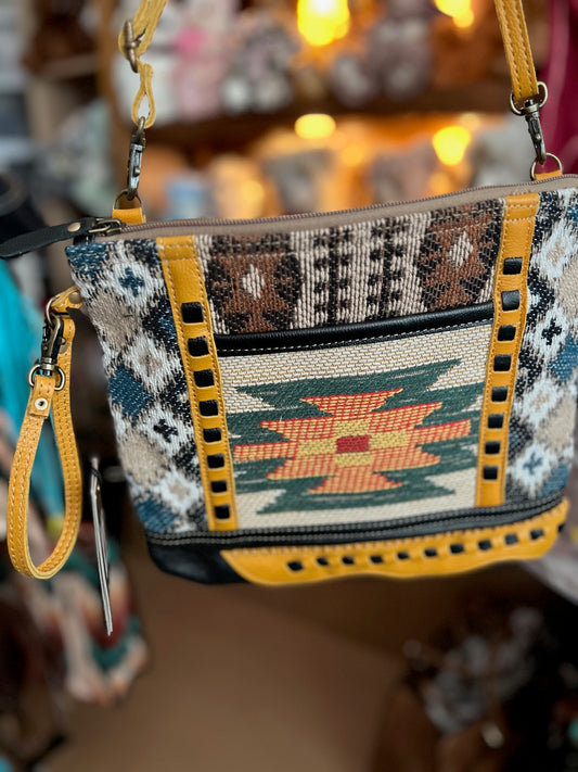 Zonta Mesa Crossbody Bag Cedar Hill Country Market