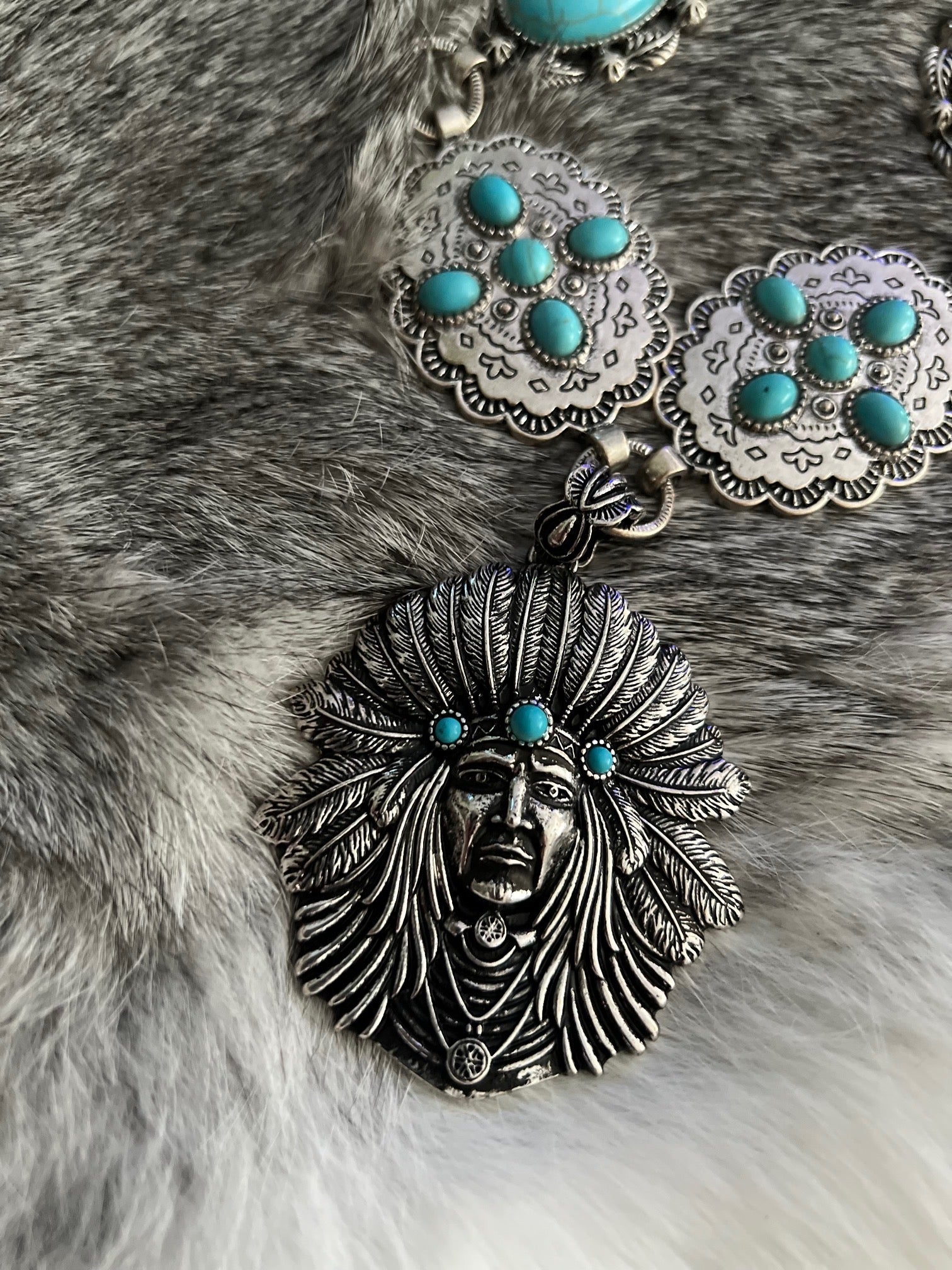 Western Handbag Jewelry/Chain Cedar Hill Country Market