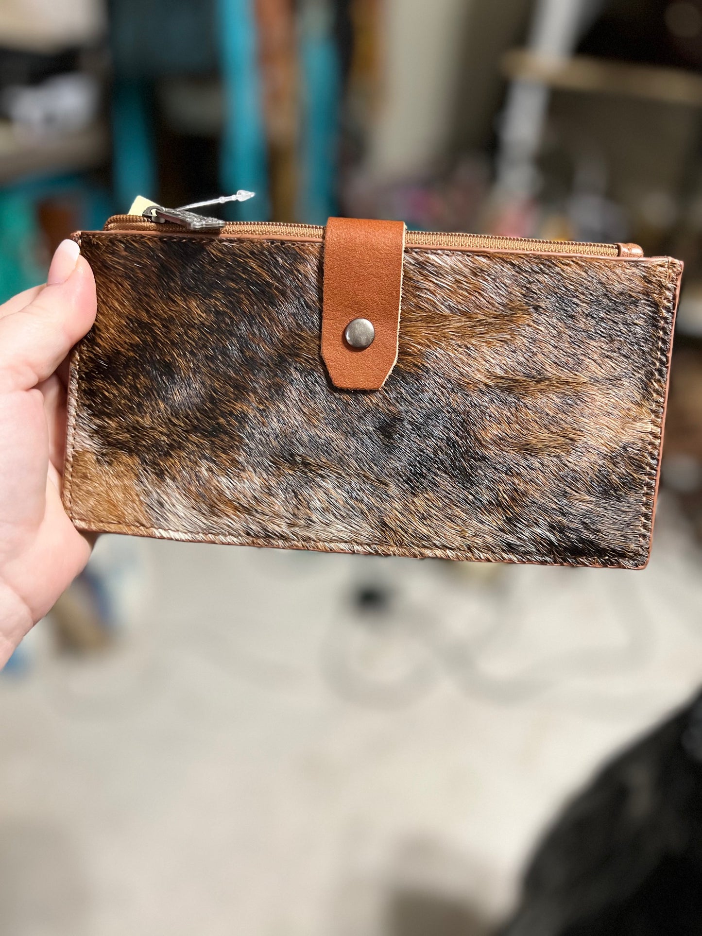 Trinity Ranch Hair-On Cowhide Bi-Fold Wallet/Card Organizer Handbag CedarHill Country Market