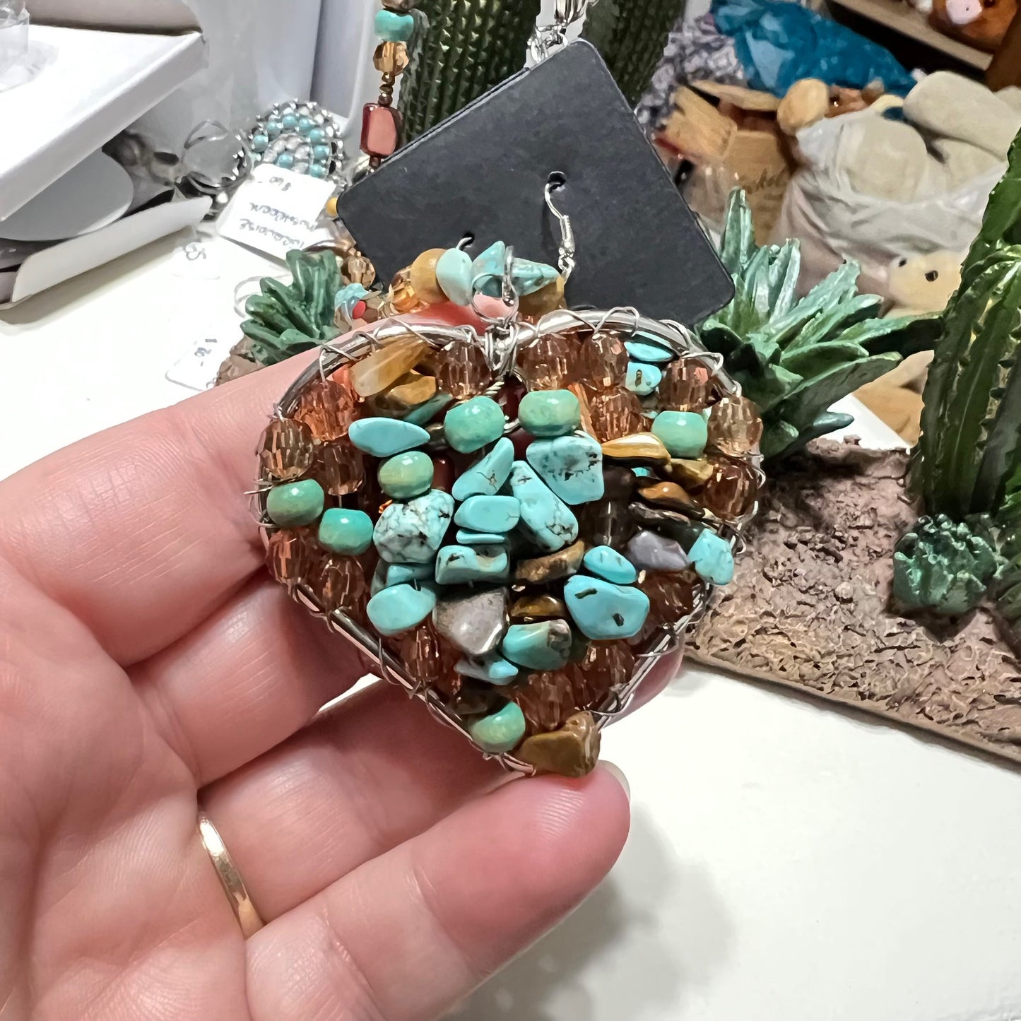 Crushed Stone Heart Necklace and Earrings Cedar Hill Country Market