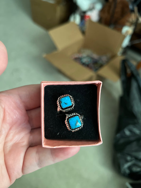 Navajo Handmade - Aaron Begay Crossover Genuine Turquoise in Sterling Silver Ring Cedar Hill Country Market