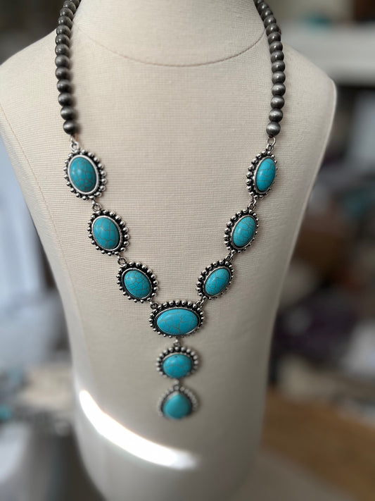 Western Oval Turquoise Necklace