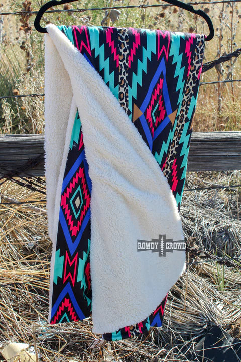 Bed & Boujie Western Style Aztec Blanket Cedar Hill Country Market