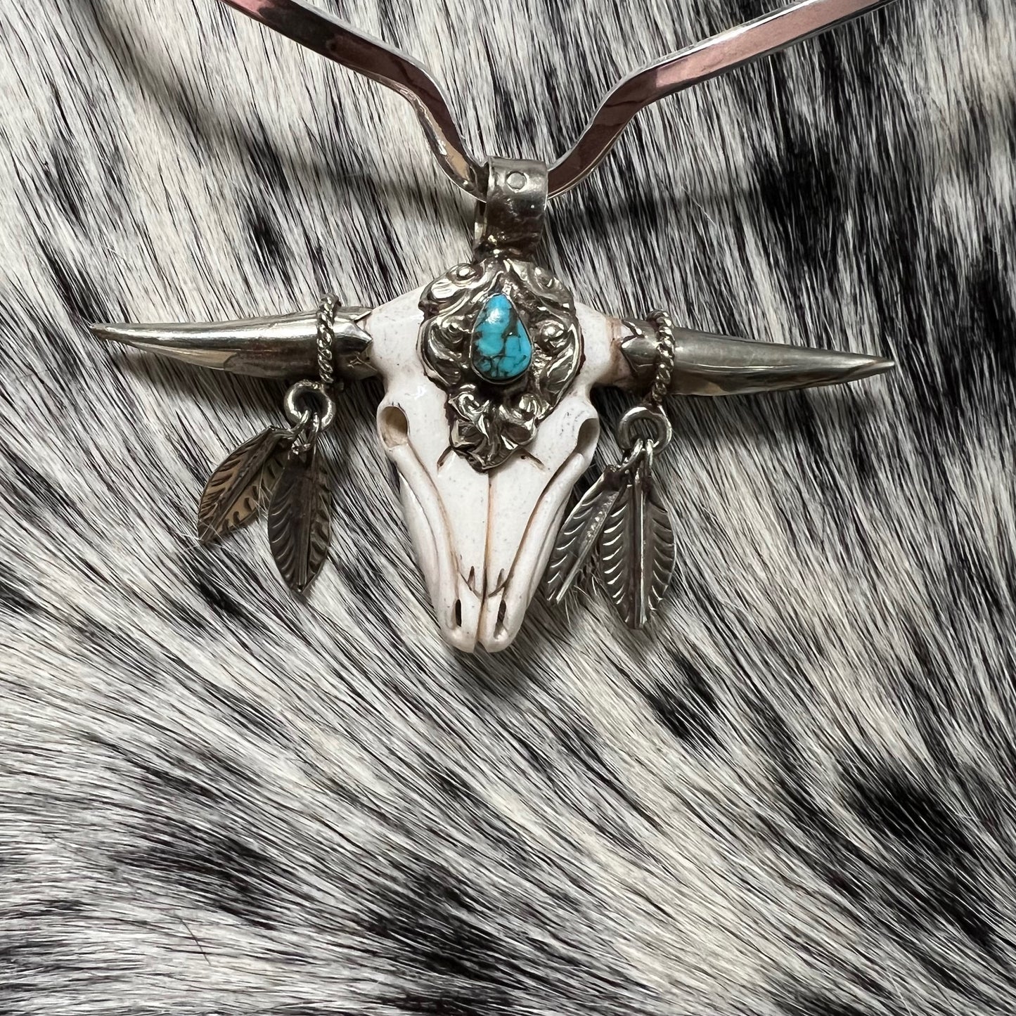 Tibetan Silver Long Horn Steer Head Turquoise Pendant with Dangle Feather Pendant