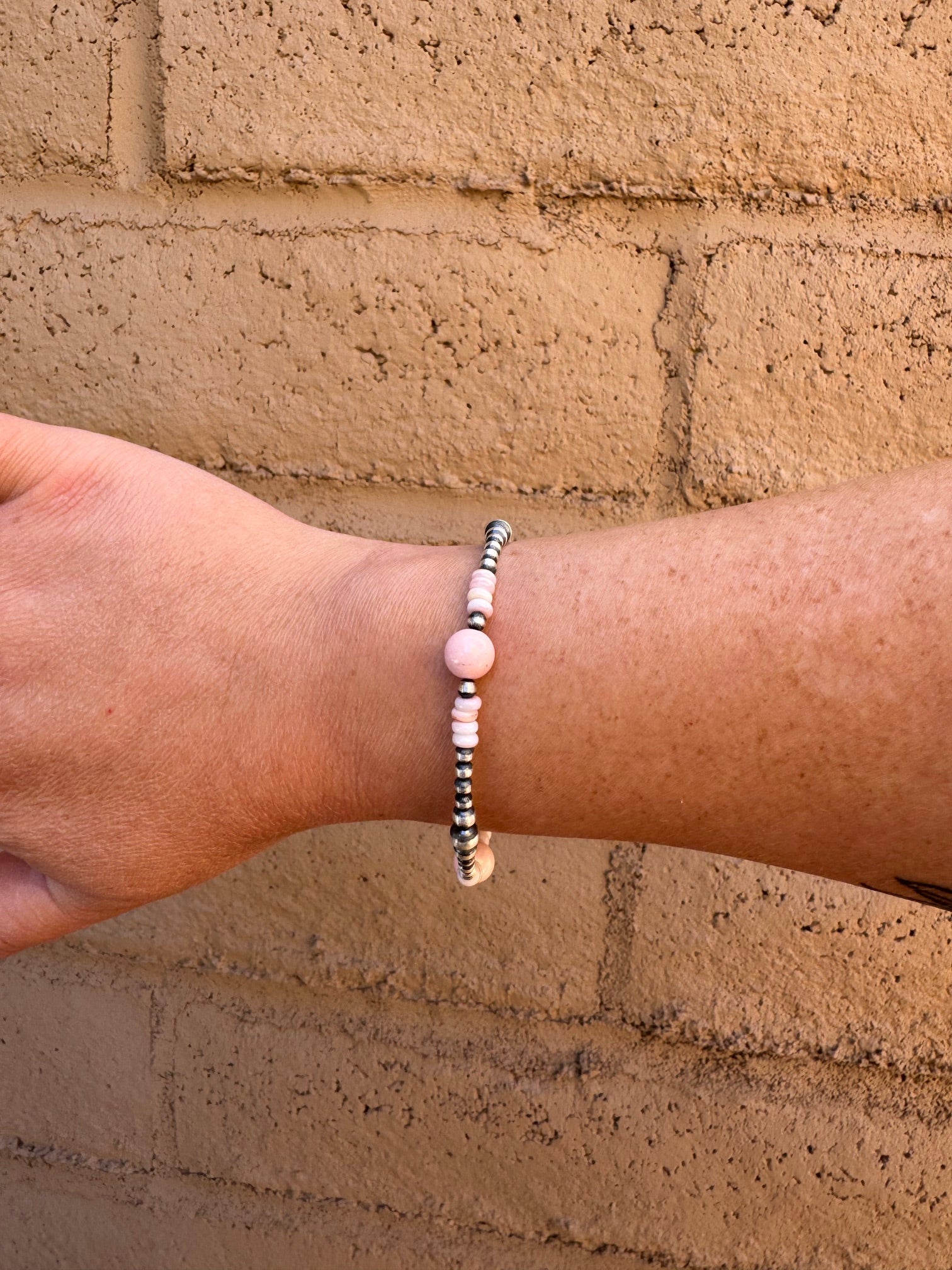 Handcrafted Pink Conch & Sterling Silver 3-5mm Beaded Bracelet 7.5" Nizhoni Traders LLC