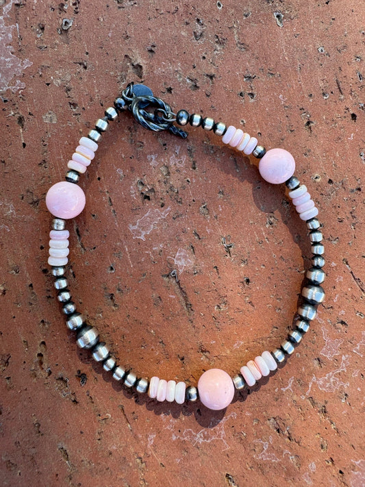 Handcrafted Pink Conch & Sterling Silver 3-5mm Beaded Bracelet 7.5" Nizhoni Traders LLC