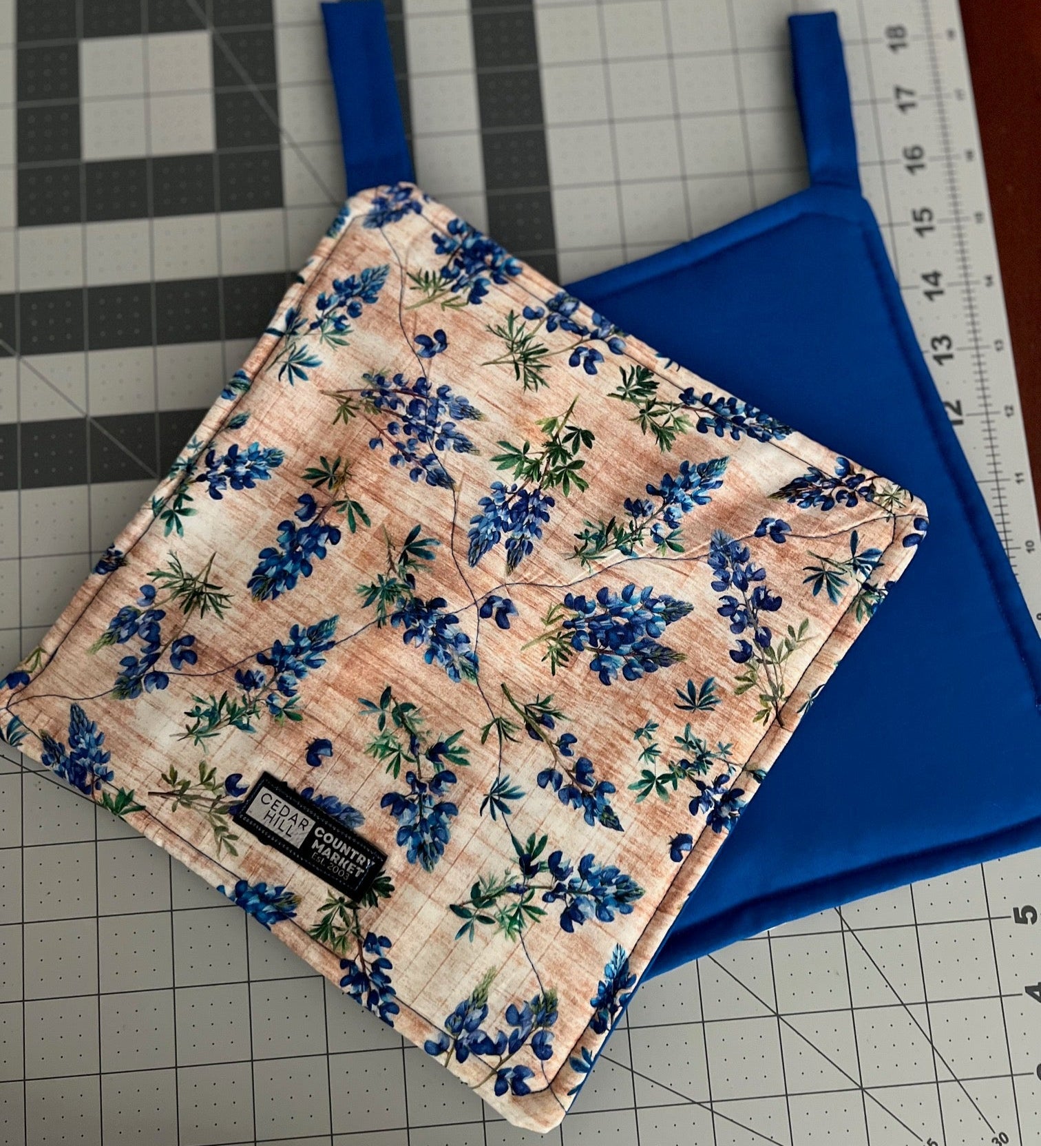 Texas Bluebonnet Pot Holders/Trivets with Loop Cedar Hill Country Market