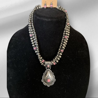 Navajo Pearl Inspired Teardrop Pendant Necklace Set 0695 CedarHill Country Market