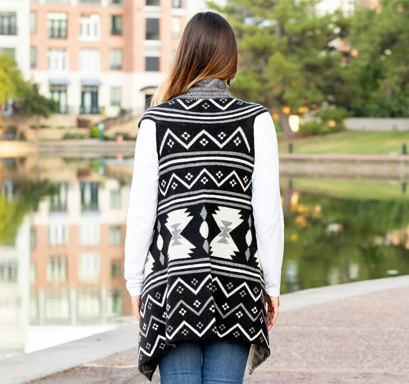 Western Aztec Geometric Print Vest - Black & White