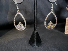 Load image into Gallery viewer, Silver Hammered Teardrop Ear Rings Cedar Hill Country Market